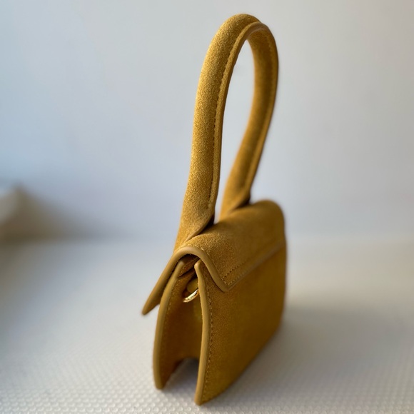 Fashion Jacquemus Yellow Suede Mini Bag ⭐️⭐️⭐️⭐️ - Picture 9 of 12